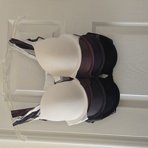 Calvin Klein bra set, 36 C, black/white/grey/burgundy